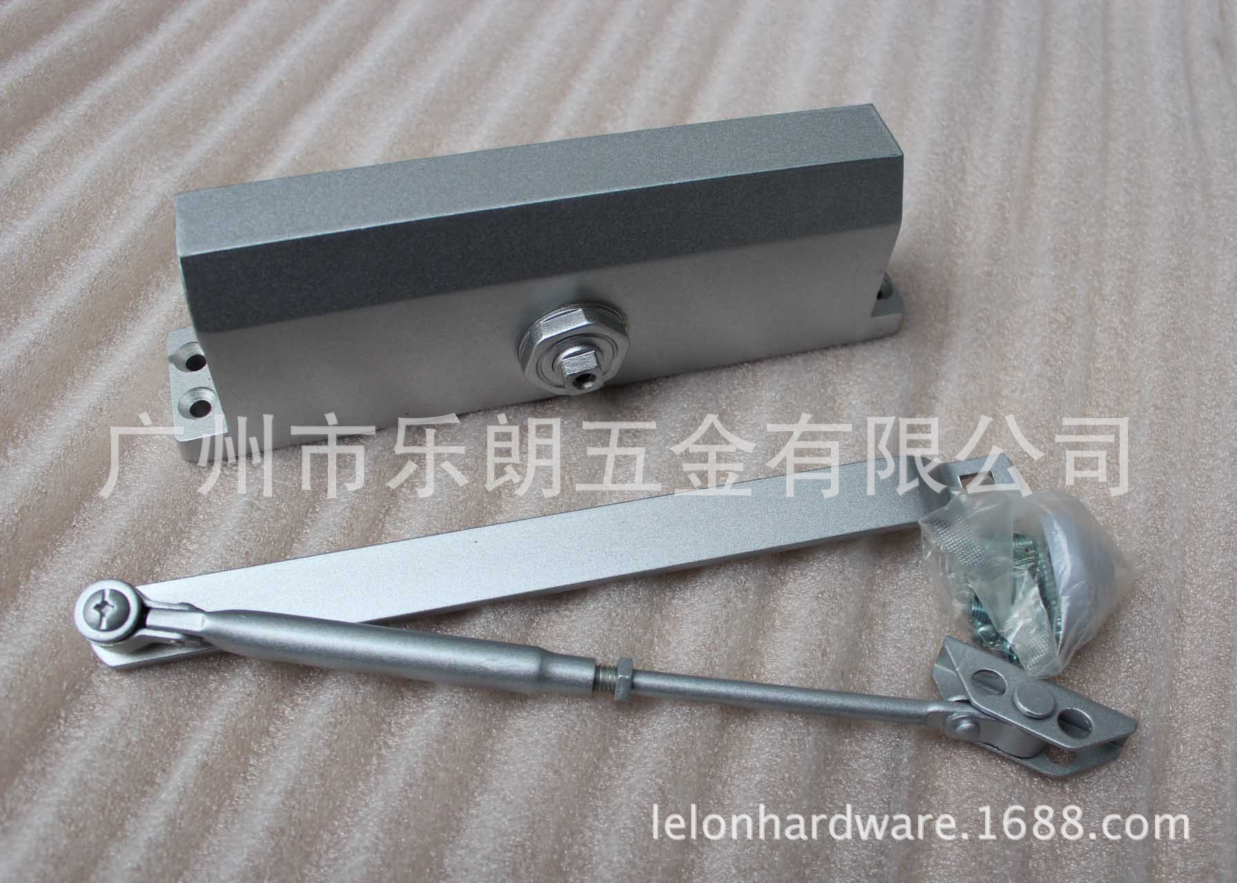 老司机黄色网站老司机黄色网RDC-05 重型方背闭门器