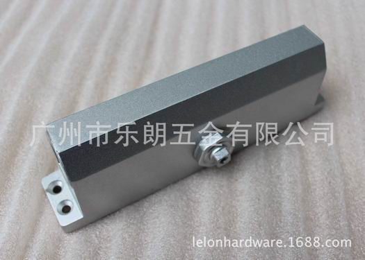 90度定位闭门器哪家好？